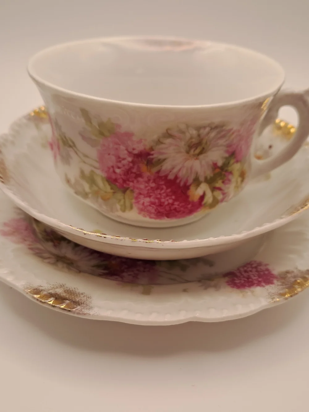 ​Vtg Floral Teacup Saucer Dessert Plate Trio Pink Mums Chrysanthemum Gold Rim